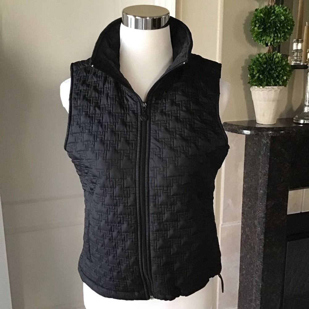 Vintage Tommy Hilfiger Quilted Vest Jacket MEDIUM Black Nylon Sleeveless TH Logo - Picture 2 of 16